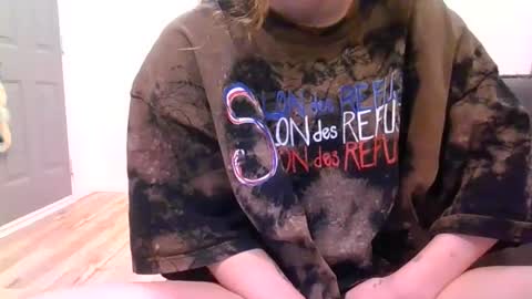 Snapshot of alliebearx chatting on January 14, 4:36 am alliebearx online show from January 14, 4:36 am