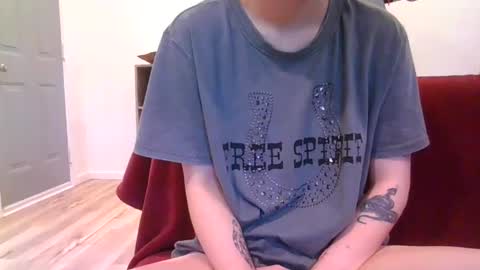 Snapshot of alliebearx chatting on January 27, 11:22 pm alliebearx online show from January 27, 11:22 pm
