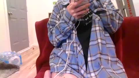 Snapshot of alliebearx chatting on February 3, 3:20 am alliebearx online show from February 3, 3:20 am