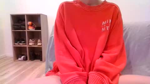 Snapshot of alliebearx chatting on March 9, 5:49 pm alliebearx online show from March 9, 5:49 pm