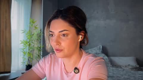 Allie online show from March 30, 11:22 am