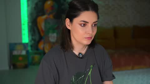 Allie online show from May 18, 12:11 pm