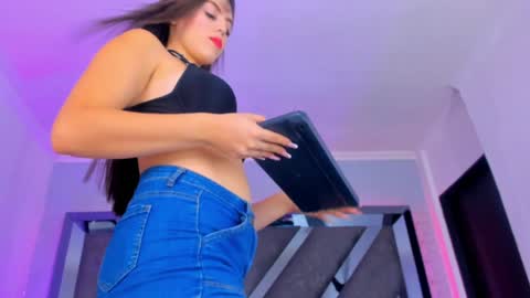    online show from January 31, 10:52 am