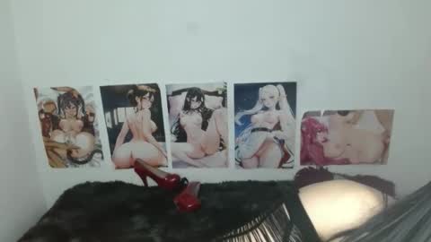 Snapshot of allison___taylor chatting on March 11, 4:18 am allison___taylor online show from March 11, 4:18 am