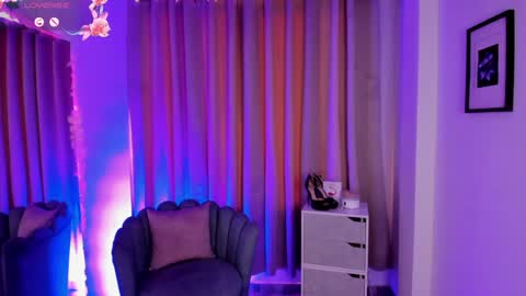 Snapshot of allison_alahia chatting on January 26, 7:20 pm Allison online show from January 26, 7:20 pm