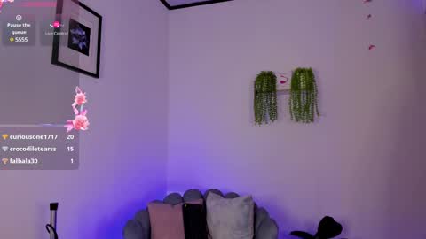 Snapshot of allison_alahia chatting on March 8, 10:02 pm Allison online show from March 8, 10:02 pm