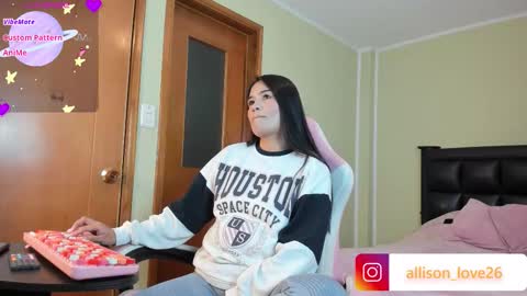 Snapshot of allison_love chatting on September 14, 3:05 am allison online show from September 14, 3:05 am