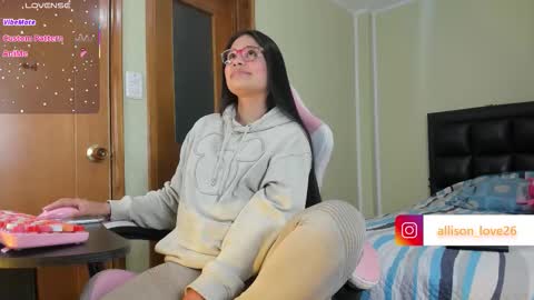 Snapshot of allison_love chatting on November 23, 4:34 am allison online show from November 23, 4:34 am