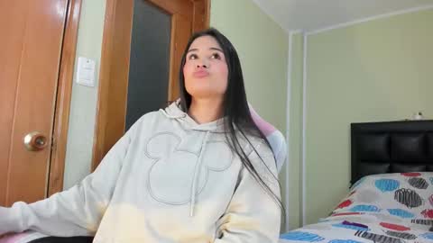 Snapshot of allison_love chatting on November 28, 3:09 am allison online show from November 28, 3:09 am