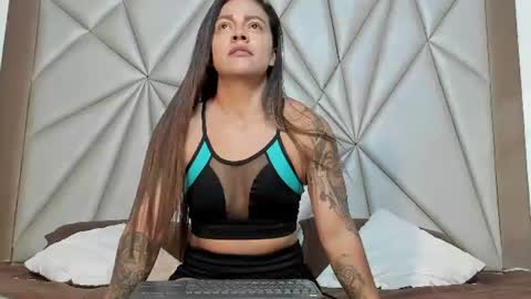 Snapshot of allison_owenns chatting on July 8, 3:44 am Allison Owenns online show from July 8, 3:44 am