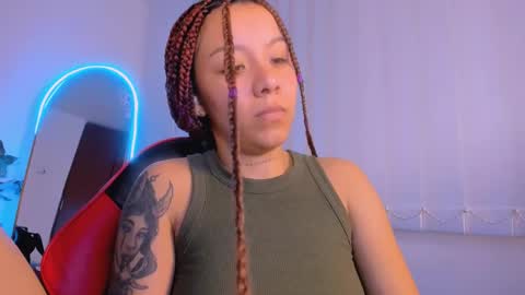 Snapshot of allison_starmodel chatting on April 26, 1:03 am allison_starmodel online show from April 26, 1:03 am