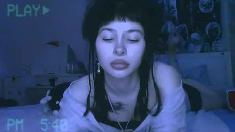 Alis online show from March 20, 9:30 pm