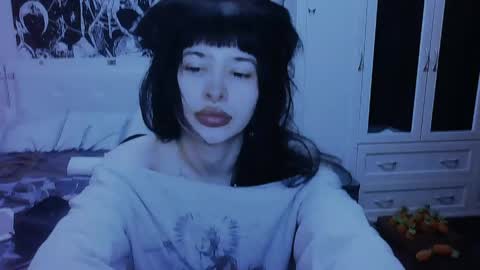 Alis online show from May 19, 4:02 pm