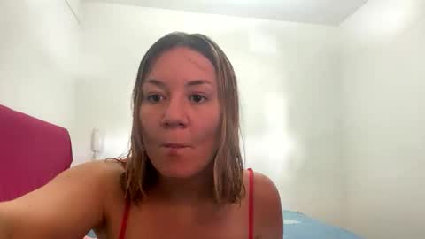 allisonlove2 online show from April 22, 4:52 pm