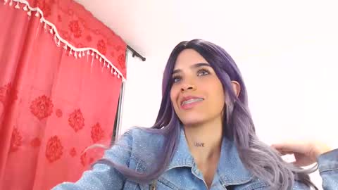 Snapshot of allisonsweet1 chatting on February 17, 6:09 am Salome online show from February 17, 6:09 am