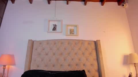 Snapshot of allisson_m chatting on November 12, 12:05 pm allisson online show from November 12, 12:05 pm