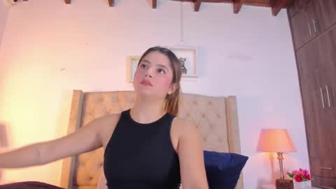 Snapshot of allisson_m chatting on November 20, 12:05 pm allisson online show from November 20, 12:05 pm