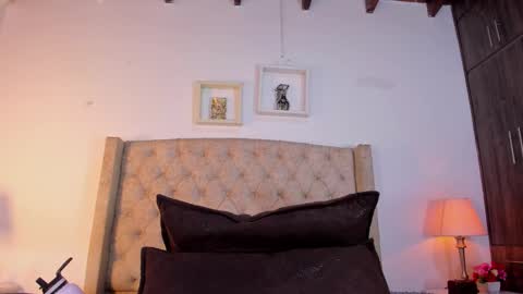 Snapshot of allisson_m chatting on December 2, 12:10 pm allisson online show from December 2, 12:10 pm