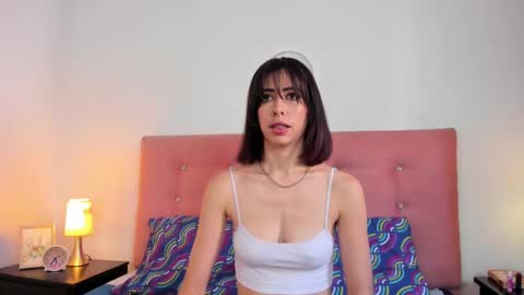 Snapshot of allisson_rose chatting on January 19, 8:51 pm Alli online show from January 19, 8:51 pm