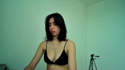Snapshot of allisson_rose chatting on September 15, 7:47 pm Alli online show from September 15, 7:47 pm