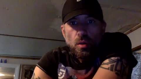 allitrunnin online show from December 1, 4:39 am