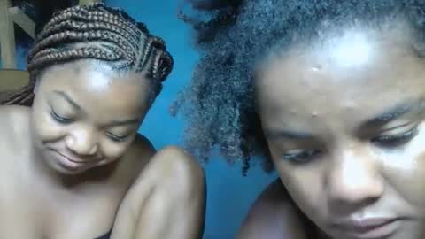 allizida01 online show from November 19, 7:47 pm