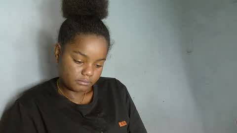 allizida01 online show from January 13, 8:30 am