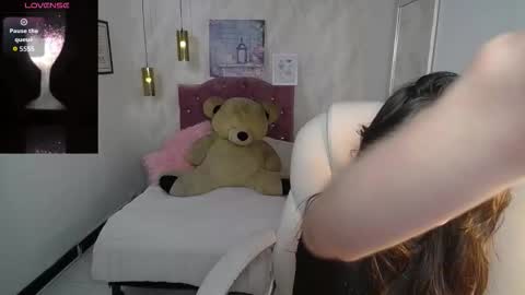 alison online show from November 24, 8:08 pm