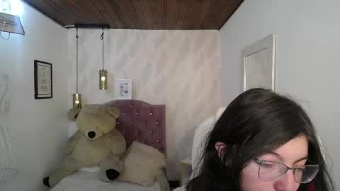 alison online show from December 20, 8:38 pm