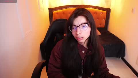 alison online show from June 25, 8:02 pm
