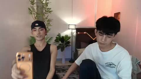 kim and josh online show from February 4, 10:47 pm