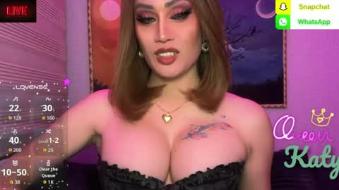 Queen Majesty Katy online show from May 13, 5:05 am