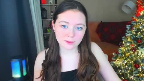 alluringeyess online show from December 20, 6:04 pm