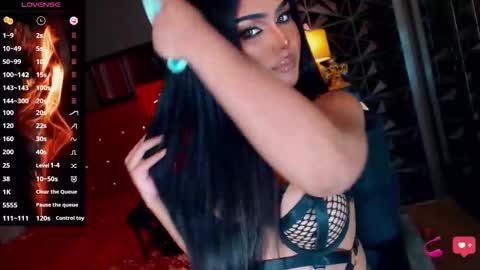 Snapshot of alluringnatalya chatting on October 13, 7:19 am Natalya Fox online show from October 13, 7:19 am