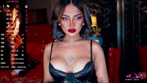 Snapshot of alluringnatalya chatting on November 13, 8:13 am Natalya Fox online show from November 13, 8:13 am