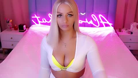 AlwaysHot online show from December 2, 2:42 am