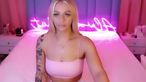 AlwaysHot online show from December 16, 2:36 am