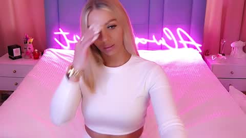 AlwaysHot online show from January 21, 3:37 am