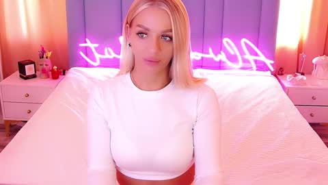 AlwaysHot online show from January 24, 6:03 am