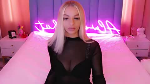 AlwaysHot online show from February 16, 4:31 am