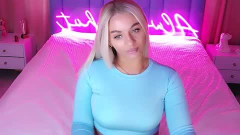 AlwaysHot online show from October 20, 2:12 am