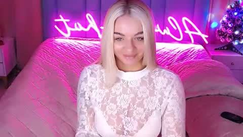 AlwaysHot online show from December 16, 2:27 am