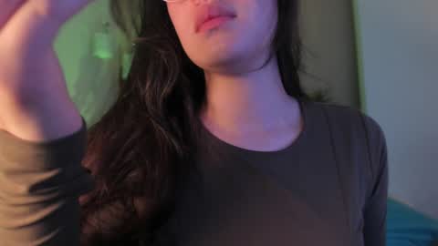Snapshot of ally_addams chatting on December 24, 3:49 am Ally online show from December 24, 3:49 am