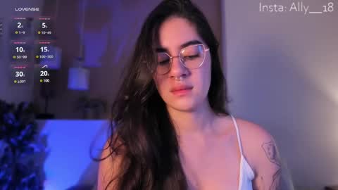 Snapshot of ally_addams chatting on February 22, 3:34 am Ally online show from February 22, 3:34 am