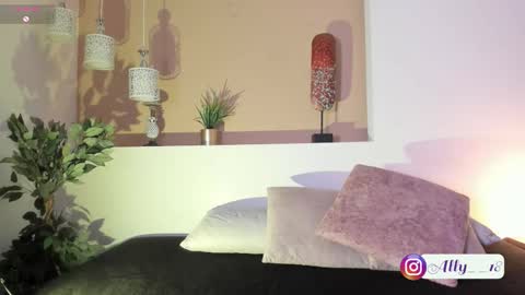 Ally  online show from October 14, 5:30 am