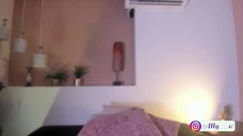 Ally  online show from November 26, 4:02 am