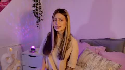 ally_clark online show from March 10, 10:26 am