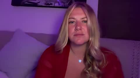 allyanalangel online show from May 19, 1:56 am
