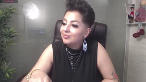         online show from December 3, 12:35 am