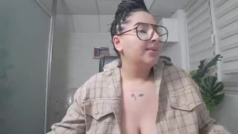         online show from October 4, 4:38 pm